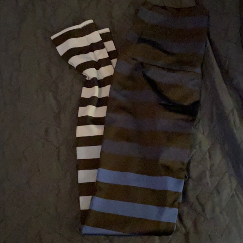 K deer leggings size small